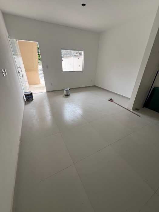 Casa à venda com 2 quartos, 70m² - Foto 15