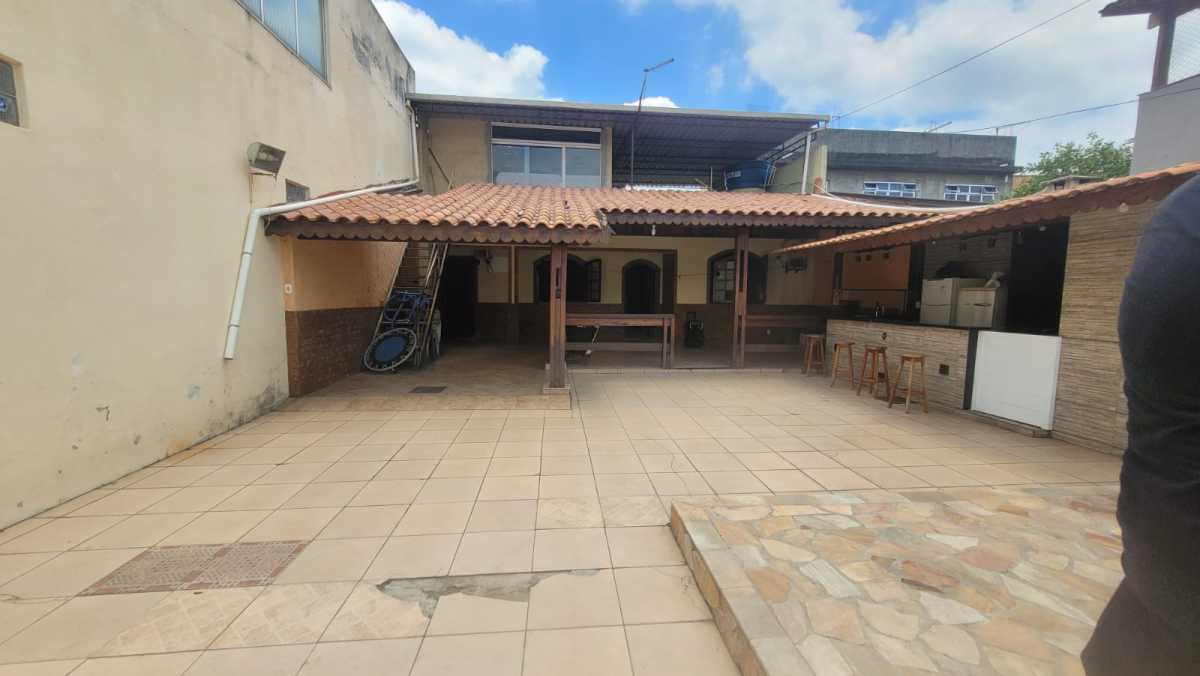 Casa à venda com 2 quartos, 145m² - Foto 5