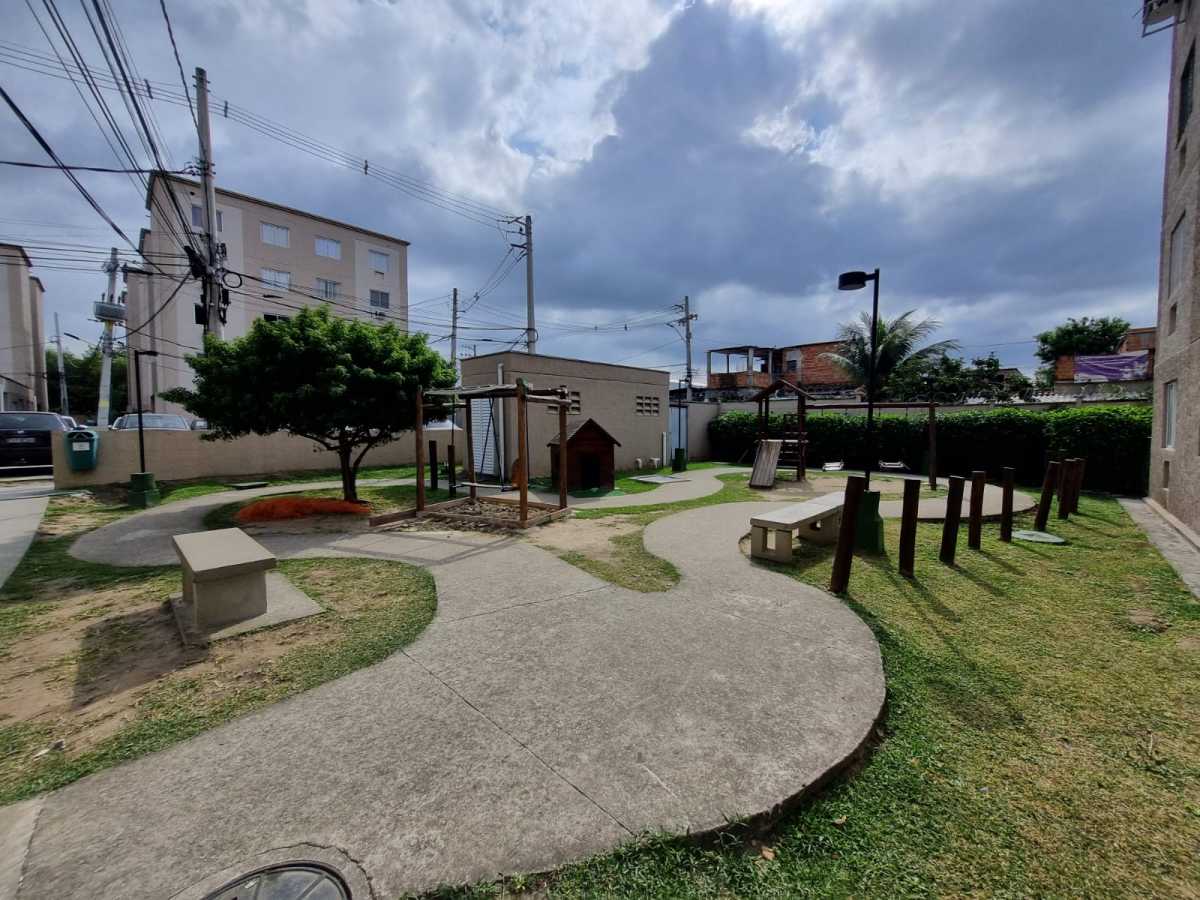 Apartamento à venda com 2 quartos, 64m² - Foto 4