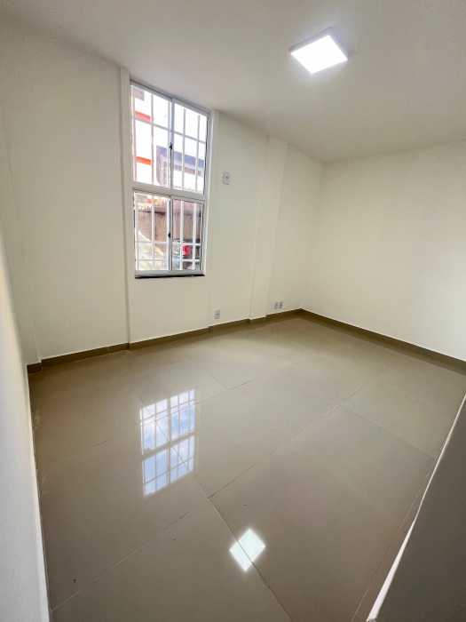 Apartamento à venda com 2 quartos, 58m² - Foto 11