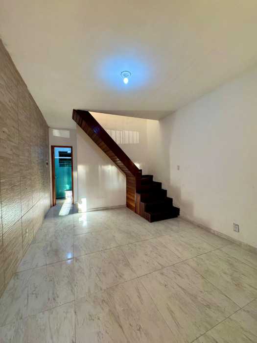 Casa à venda com 2 quartos, 59m² - Foto 6