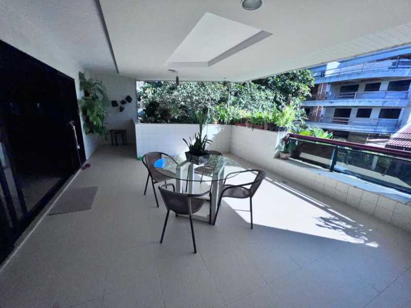 Apartamento, 3 quartos, 188 m² - Foto 3