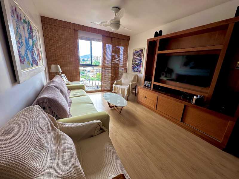 Apartamento, 2 quartos, 77 m² - Foto 1
