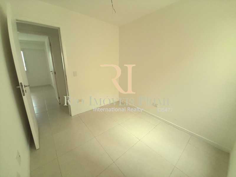 Apartamento à venda com 3 quartos, 97m² - Foto 11