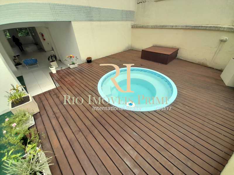 Apartamento à venda com 3 quartos, 97m² - Foto 21