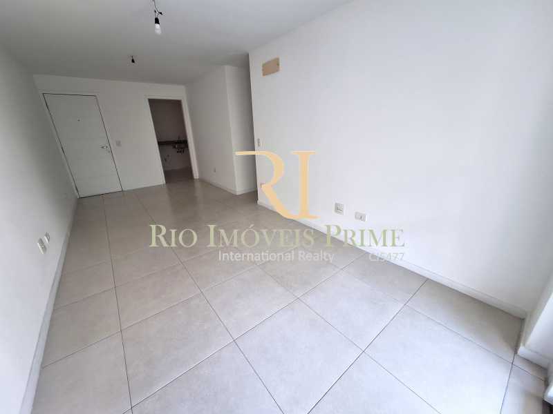 Apartamento à venda com 3 quartos, 94m² - Foto 5