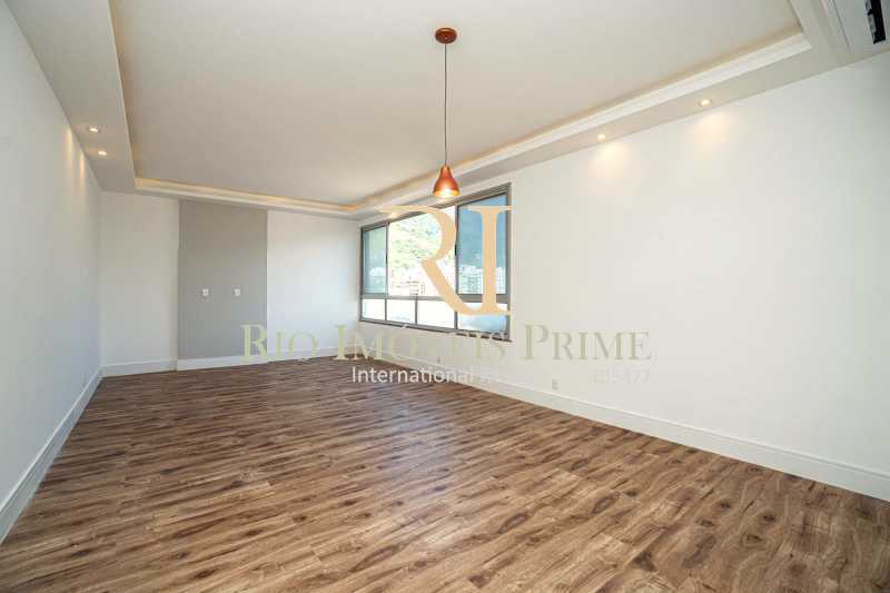 Apartamento à venda com 4 quartos, 130m² - Foto 14