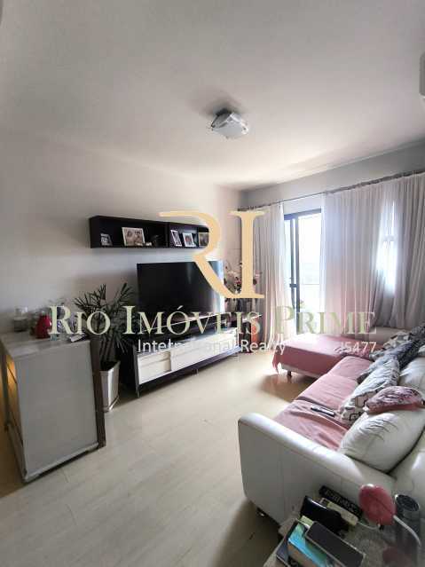 Apartamento à venda com 2 quartos, 65m² - Foto 4