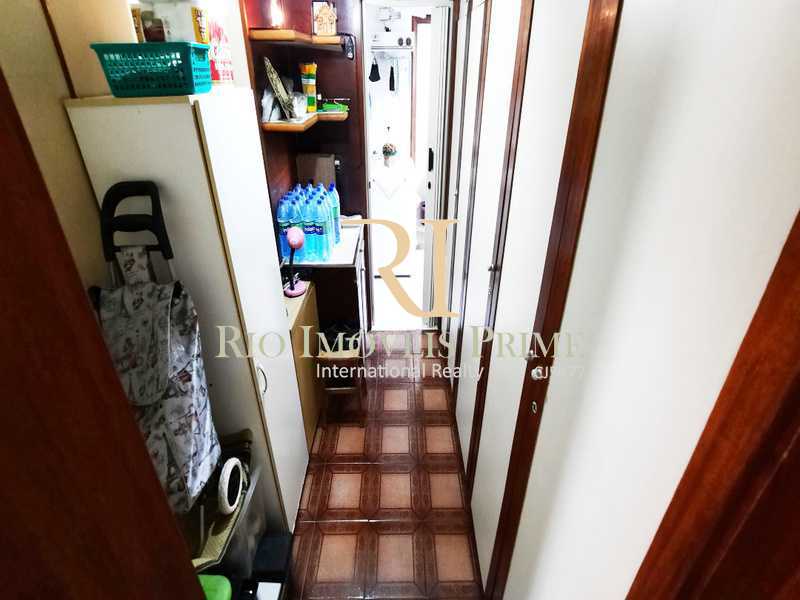 Apartamento à venda com 2 quartos, 70m² - Foto 14