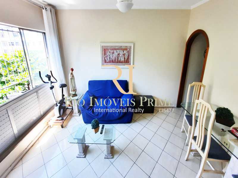 Apartamento à venda com 2 quartos, 70m² - Foto 26