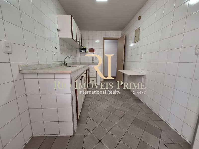 Apartamento à venda com 3 quartos, 106m² - Foto 14