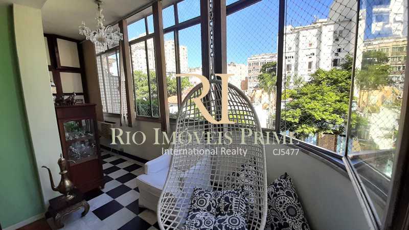 Apartamento à venda com 3 quartos, 139m² - Foto 3