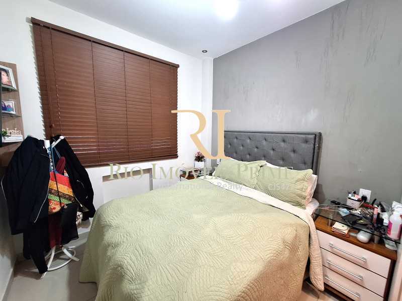 Apartamento à venda com 2 quartos, 64m² - Foto 8