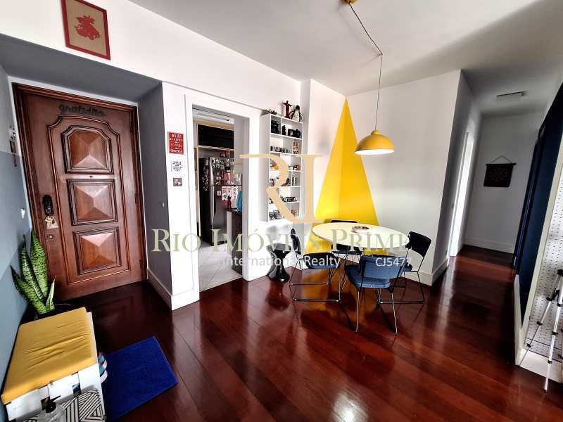 Apartamento à venda com 2 quartos, 66m² - Foto 5