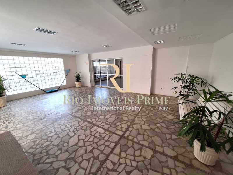 Apartamento à venda com 2 quartos, 66m² - Foto 19