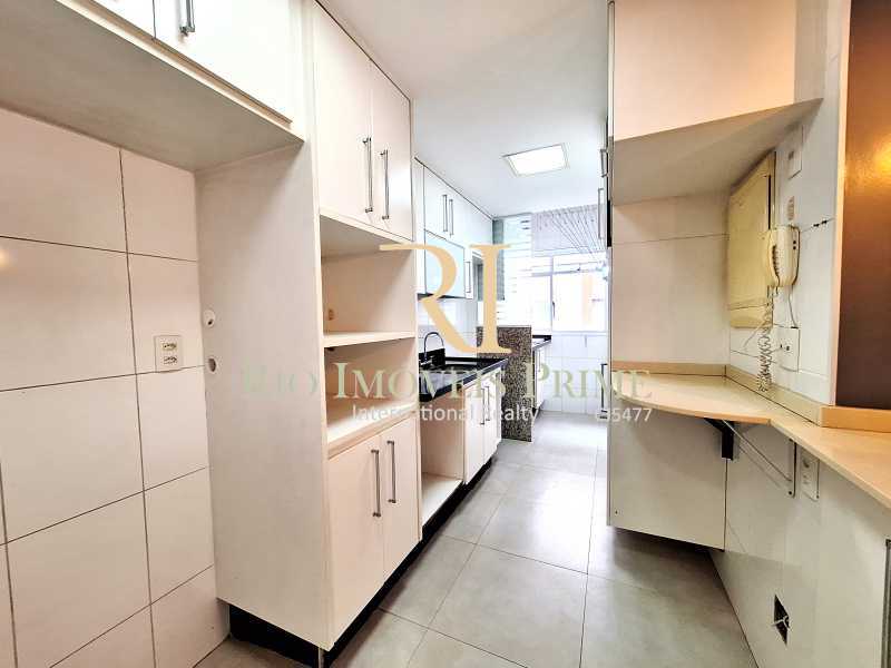 Apartamento para alugar com 3 quartos, 81m² - Foto 17