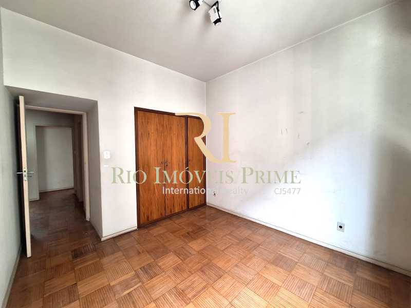 Apartamento à venda com 4 quartos, 160m² - Foto 11