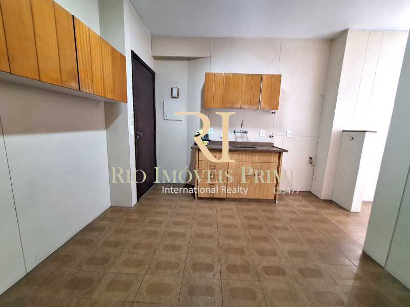 Apartamento à venda com 3 quartos, 100m² - Foto 15