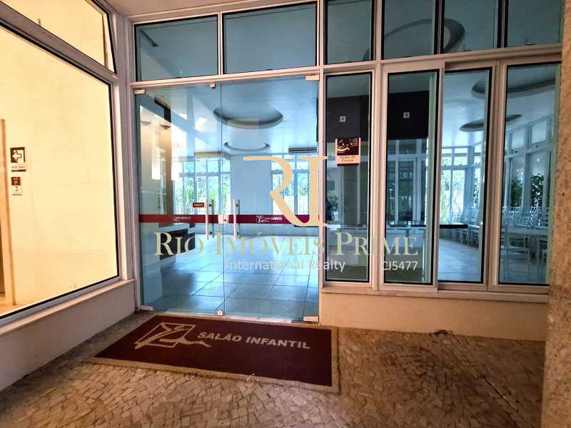 Apartamento para alugar com 2 quartos, 63m² - Foto 25