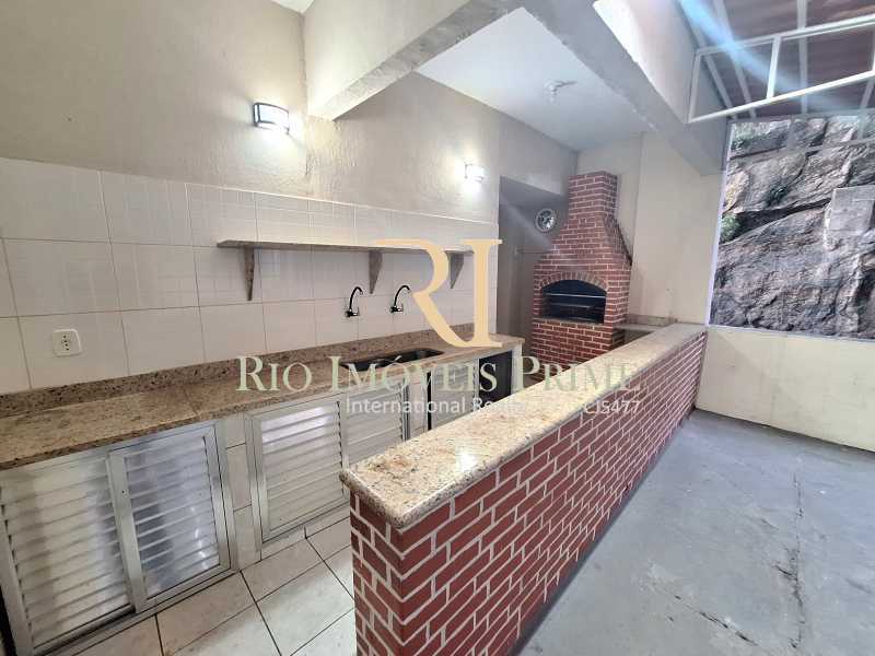 Apartamento para alugar com 3 quartos, 120m² - Foto 17