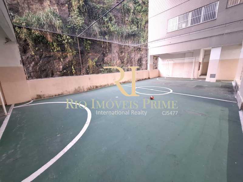 Apartamento para alugar com 3 quartos, 120m² - Foto 18