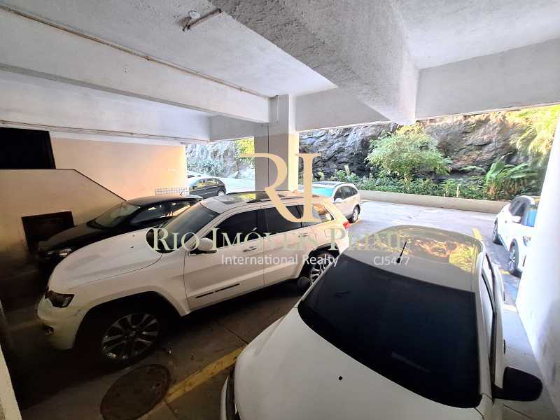 Apartamento para alugar com 3 quartos, 120m² - Foto 24
