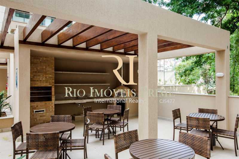 Apartamento à venda com 2 quartos, 65m² - Foto 16