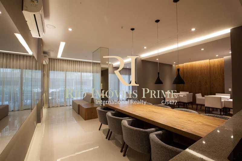 Apartamento à venda com 2 quartos, 65m² - Foto 21