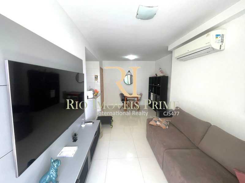 Apartamento à venda com 2 quartos, 65m² - Foto 5