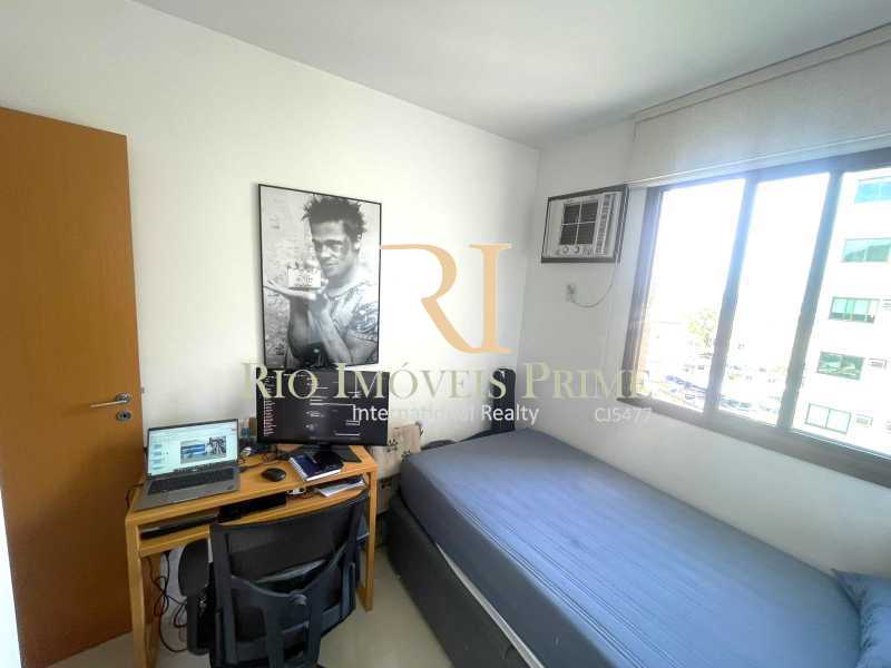 Apartamento à venda com 2 quartos, 65m² - Foto 11