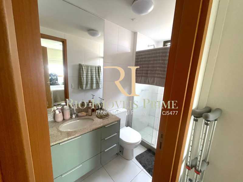 Apartamento à venda com 2 quartos, 65m² - Foto 12