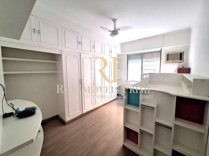 Apartamento à venda com 3 quartos, 137m² - Foto 11