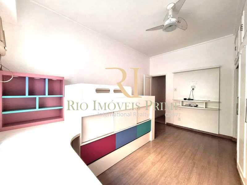 Apartamento à venda com 3 quartos, 137m² - Foto 12