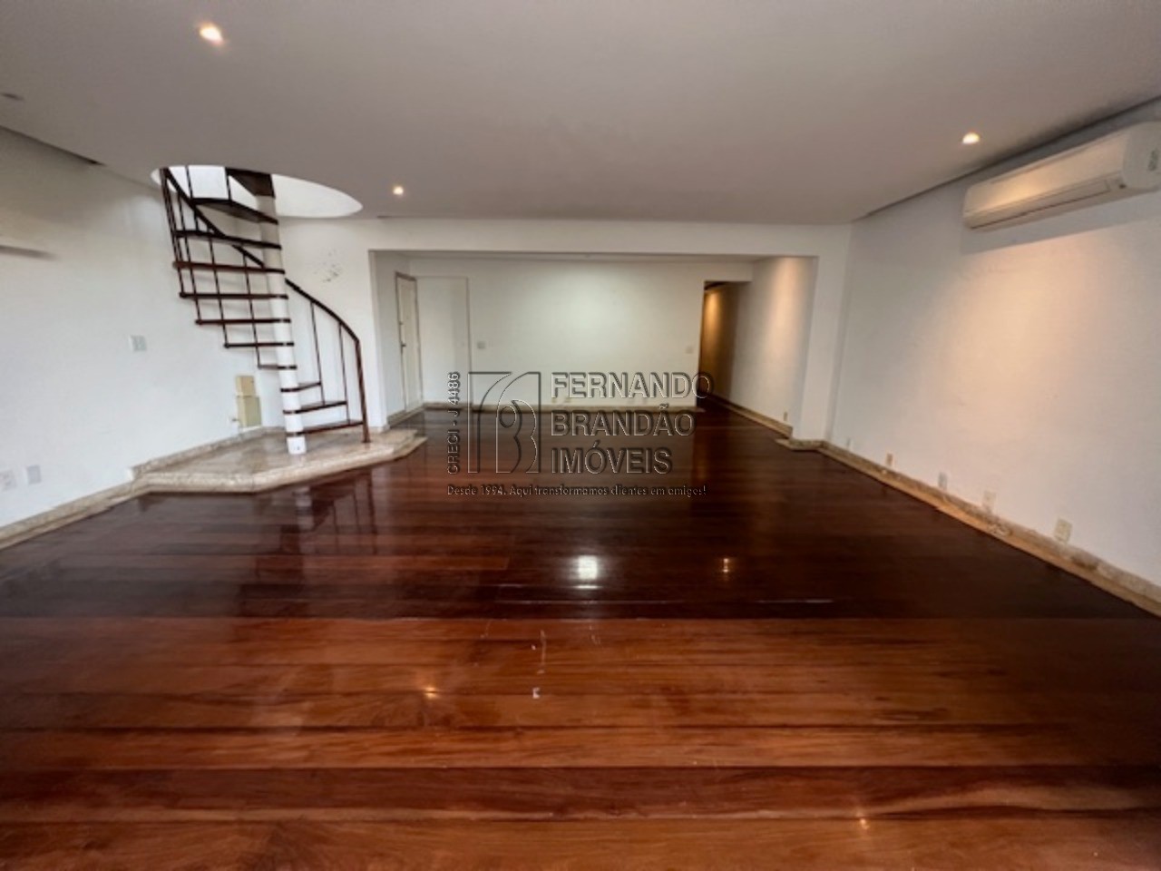 Cobertura, 3 quartos, 302 m² - Foto 9