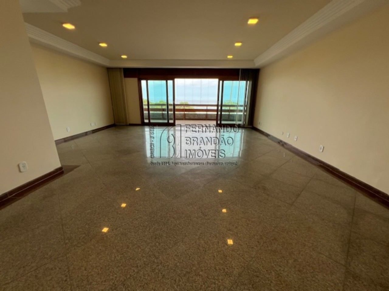 Apartamento, 4 quartos, 234 m² - Foto 2