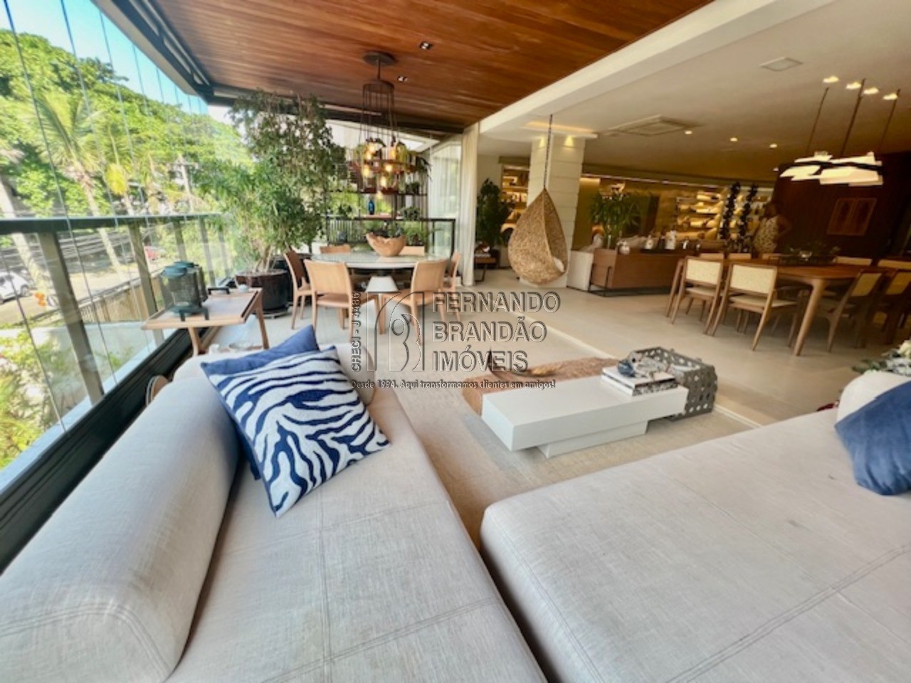 Apartamento, 3 quartos, 306 m² - Foto 1