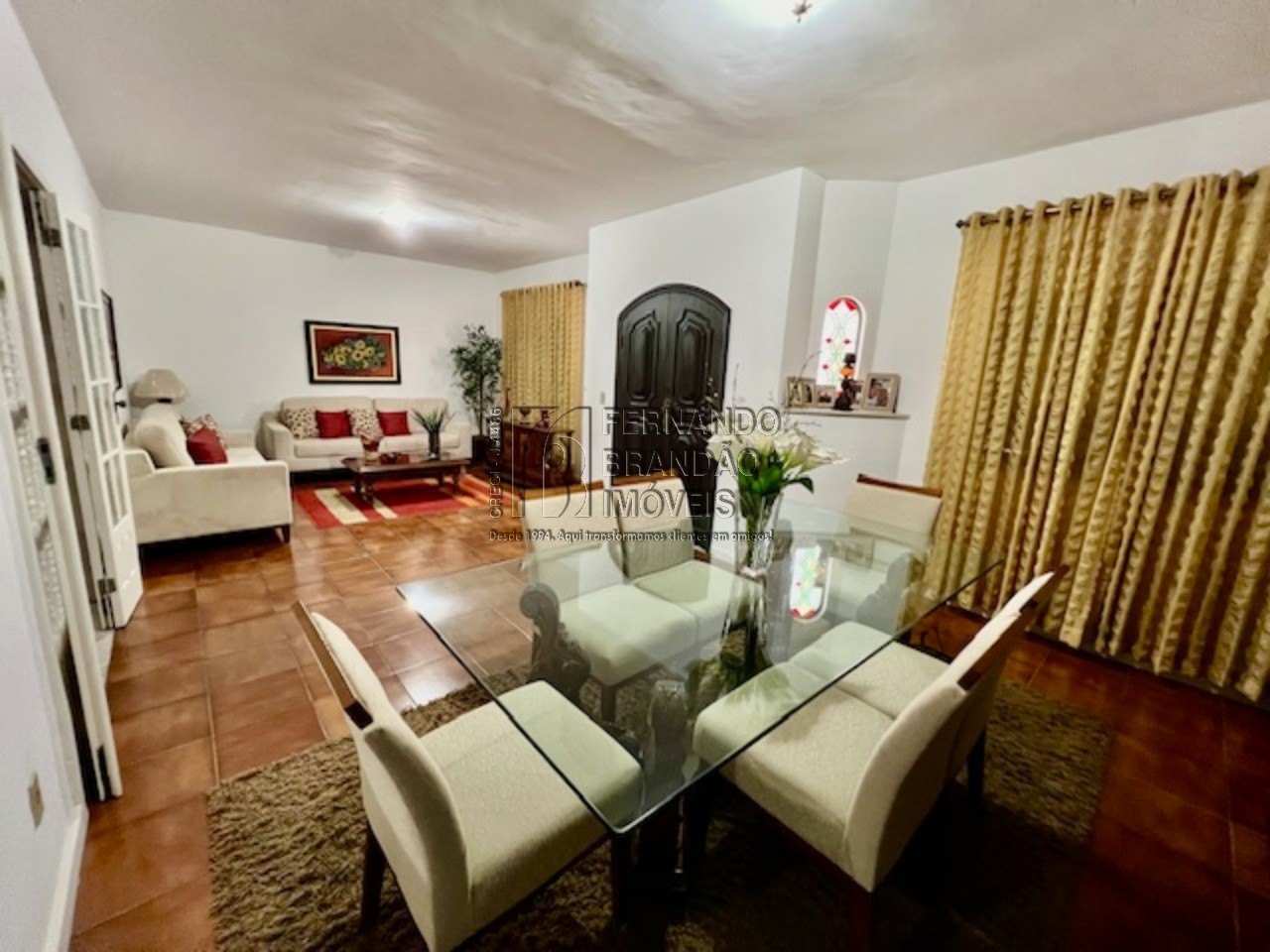 Casa, 6 quartos, 270 m² - Foto 4