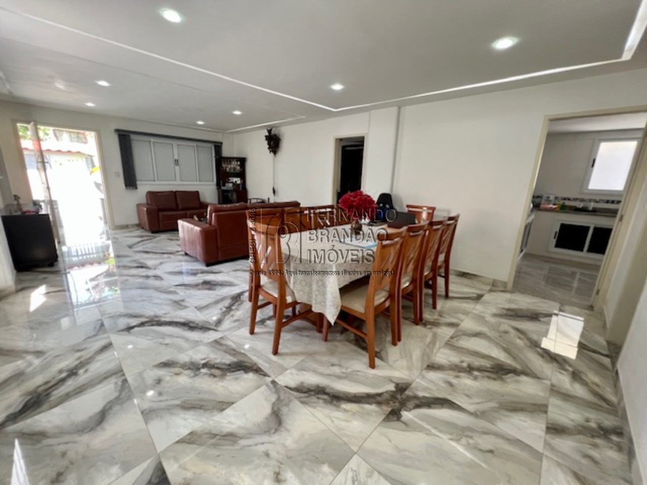 Casa, 5 quartos, 260 m² - Foto 3