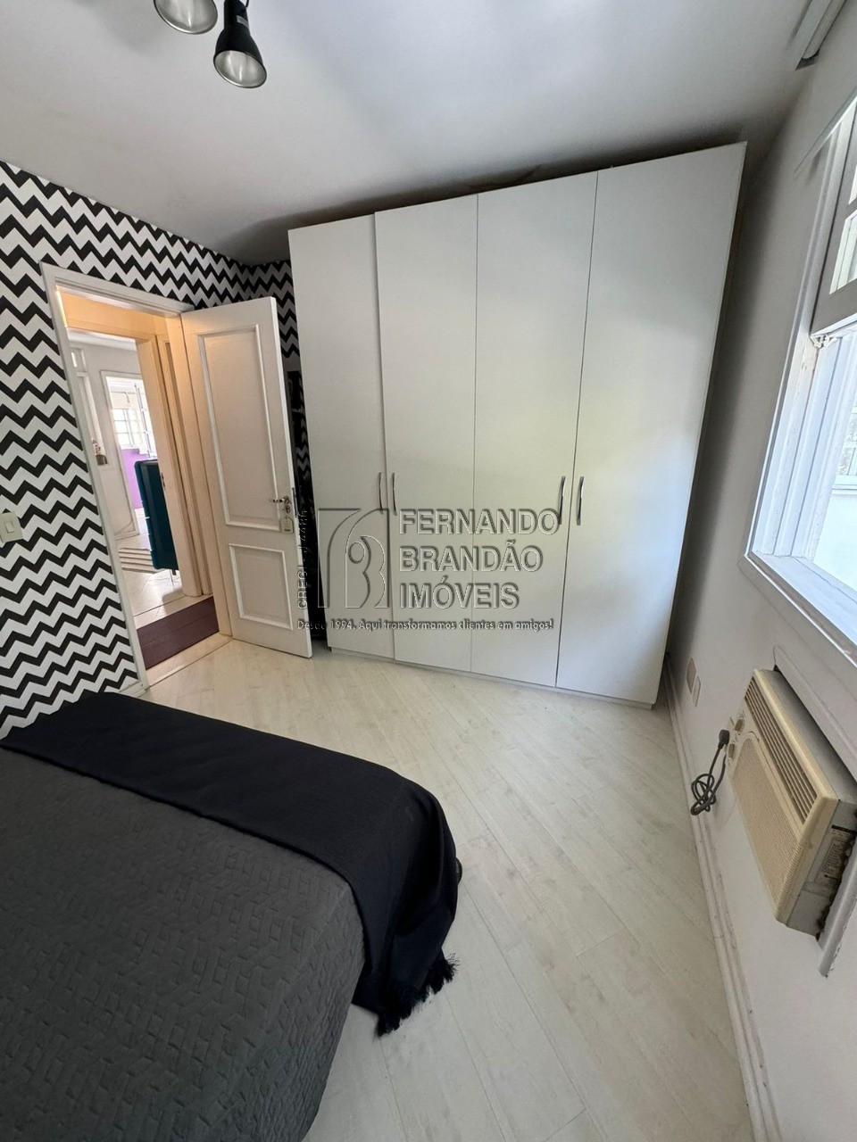 Casa, 4 quartos, 270 m² - Foto 24