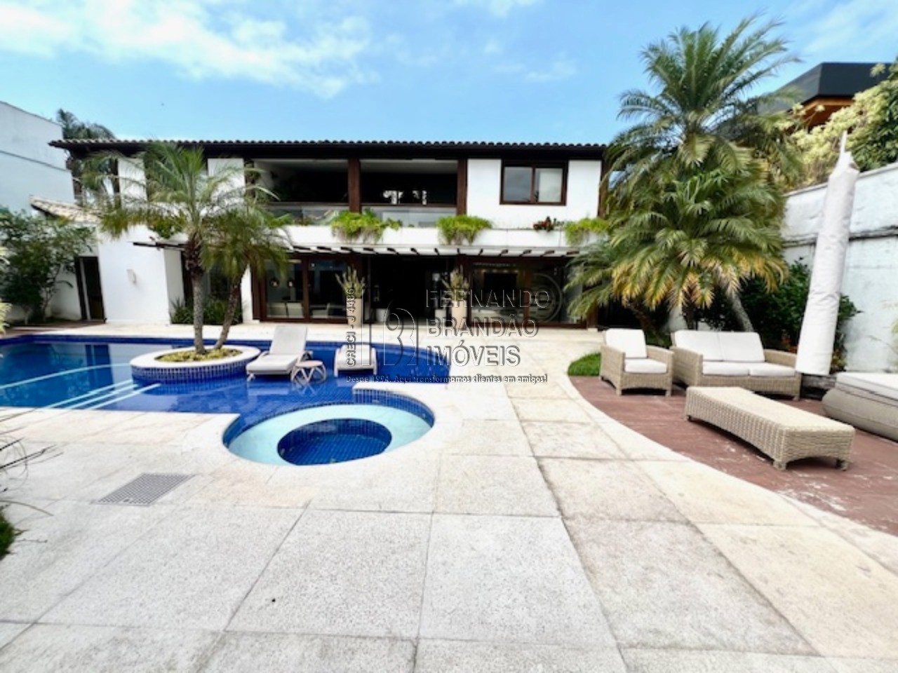 Casa, 4 quartos, 720 m² - Foto 1