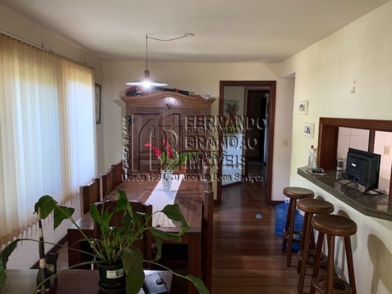 Casa, 6 quartos, 317 m² - Foto 2