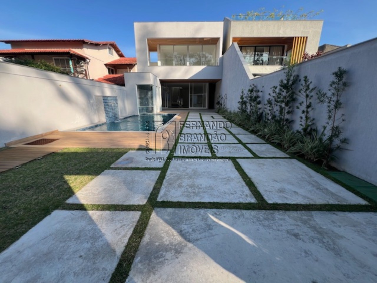 Casa, 3 quartos, 349 m² - Foto 1