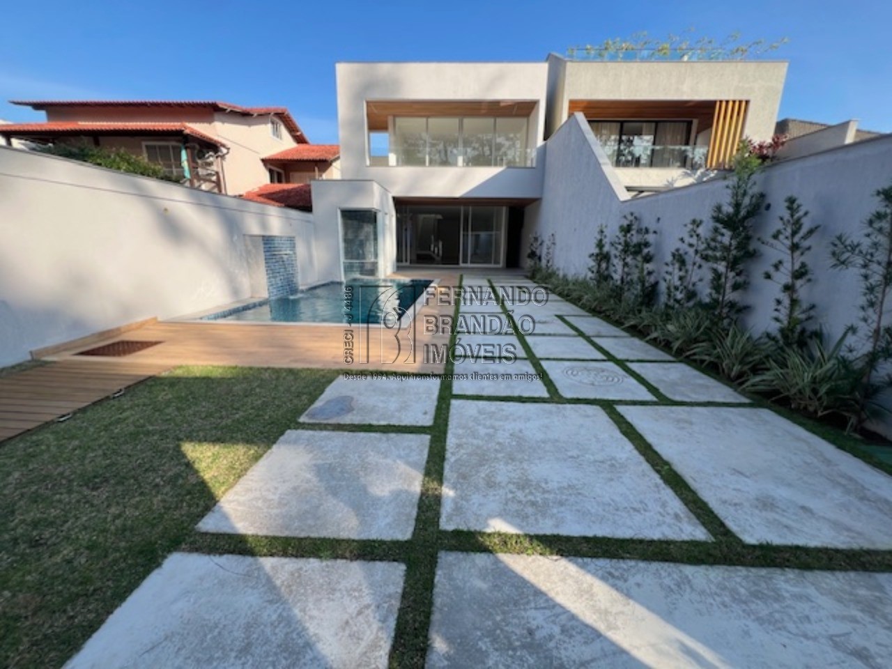 Casa, 3 quartos, 349 m² - Foto 1