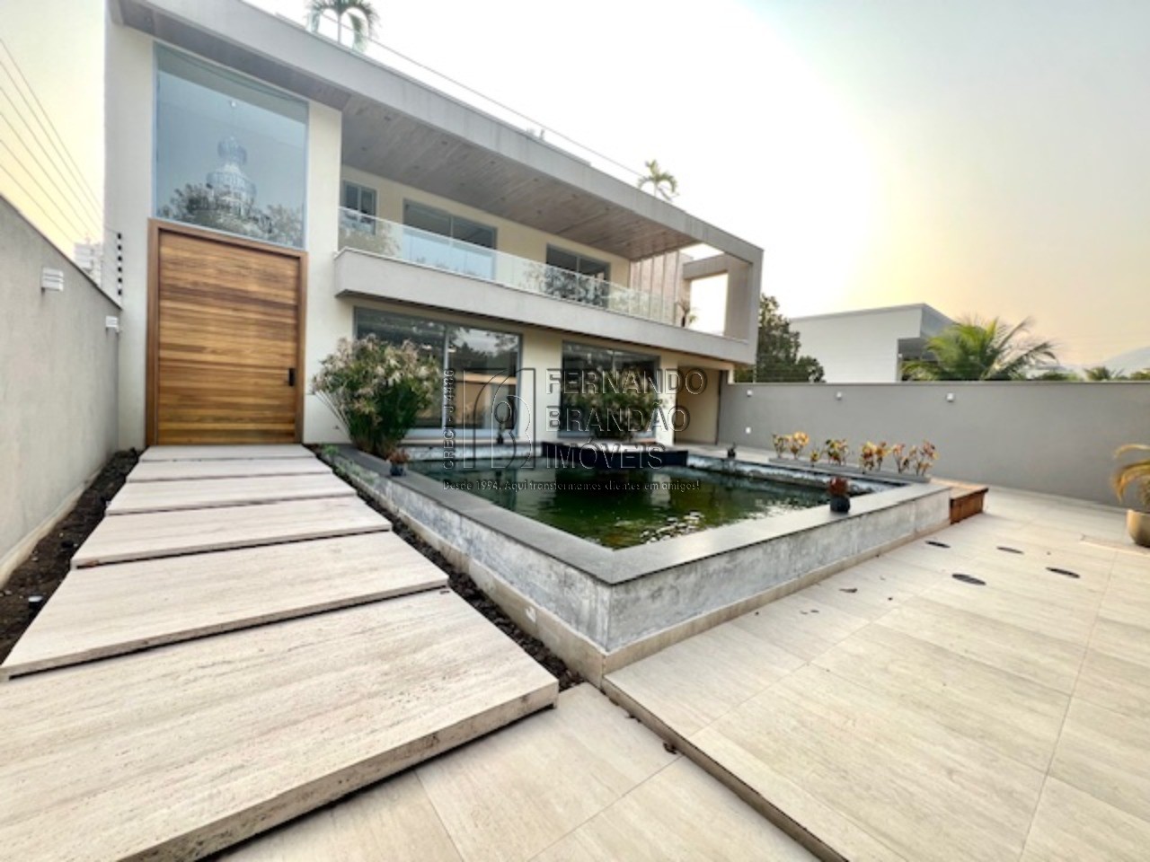 Casa, 7 quartos, 1059 m² - Foto 1
