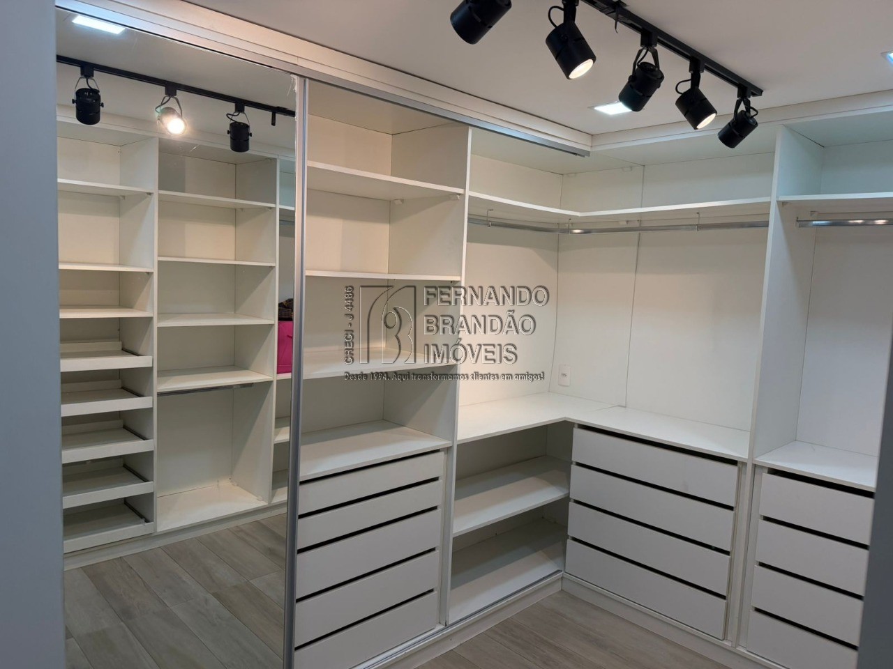 Casa, 3 quartos, 280 m² - Foto 19