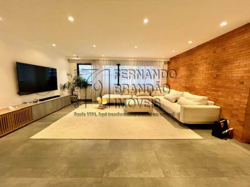 Cobertura, 3 quartos, 332 m² - Foto 1