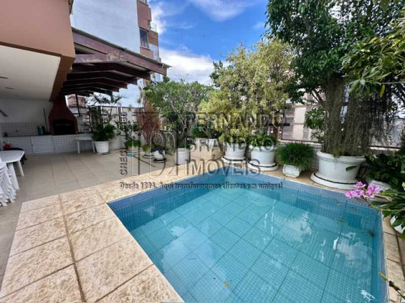 Cobertura, 3 quartos, 226 m² - Foto 3