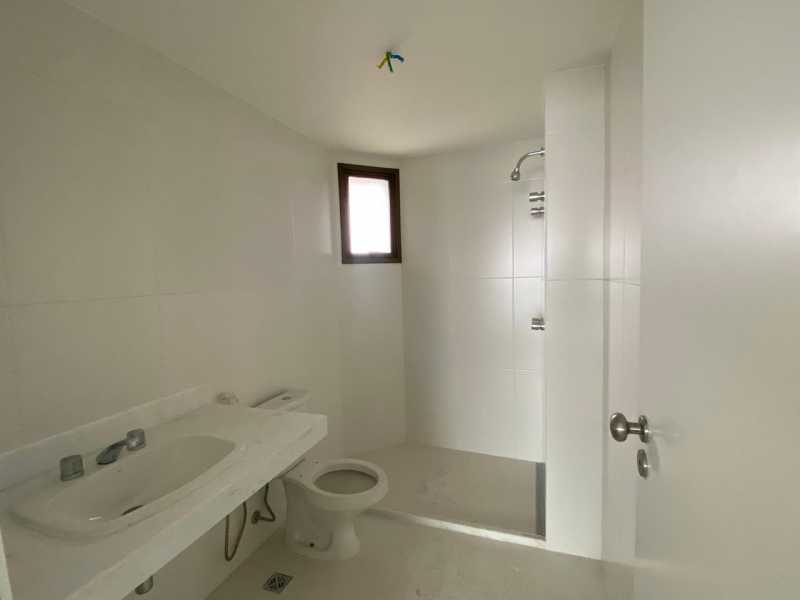 Apartamento à venda com 4 quartos, 170m² - Foto 11