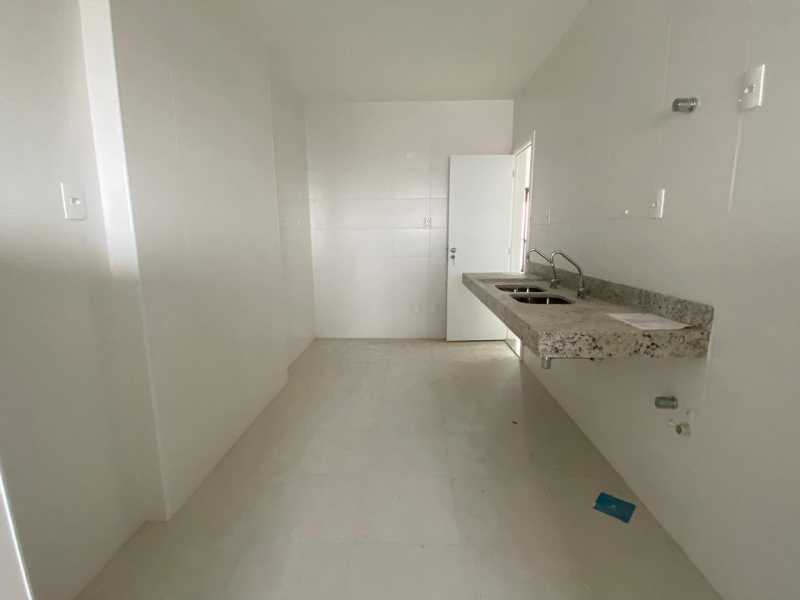 Apartamento à venda com 4 quartos, 170m² - Foto 15