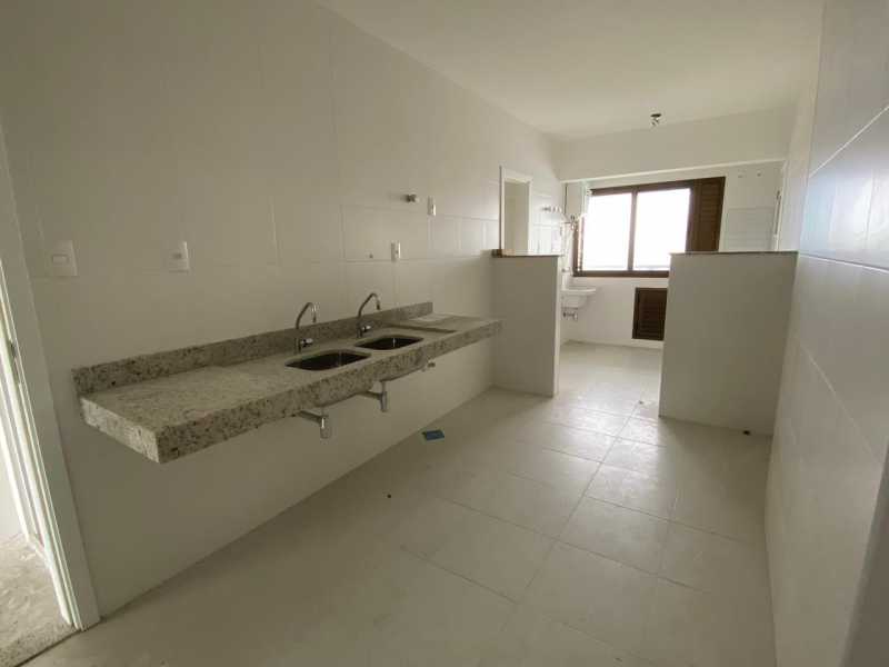 Apartamento à venda com 4 quartos, 170m² - Foto 16